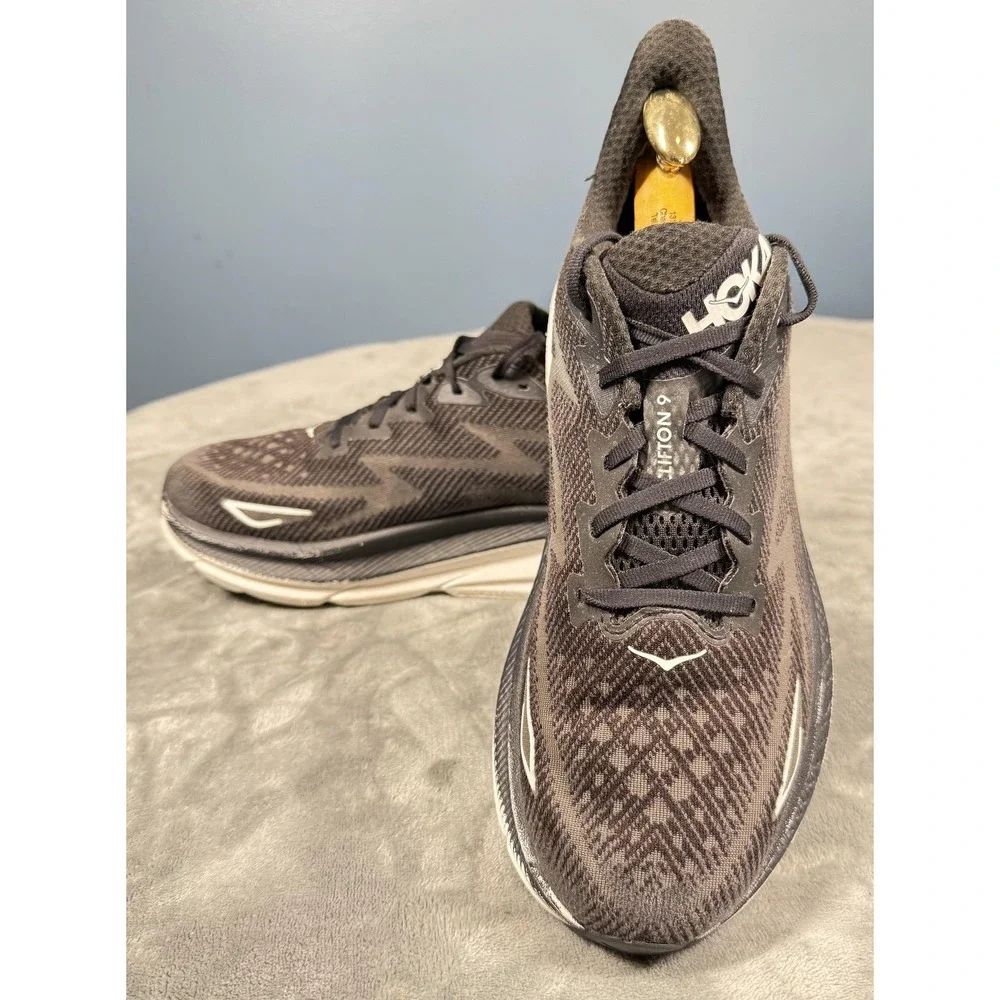 Hoka One One Clifton 9 Shoes Womens Size 12 Black‎ Running Sneakers 1127896